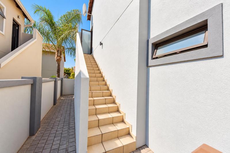 4 Bedroom Property for Sale in Broadacres Gauteng