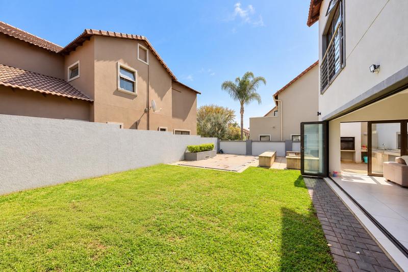 4 Bedroom Property for Sale in Broadacres Gauteng