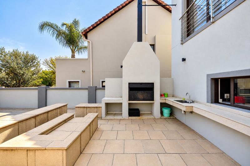 4 Bedroom Property for Sale in Broadacres Gauteng