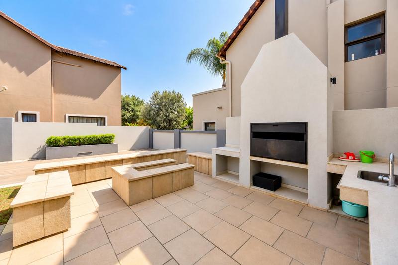 4 Bedroom Property for Sale in Broadacres Gauteng