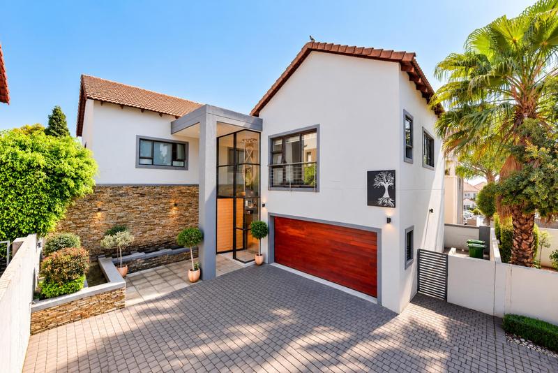 4 Bedroom Property for Sale in Broadacres Gauteng