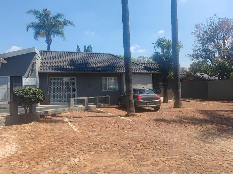To Let Commercial Property for Rent in Bedfordview Gauteng
