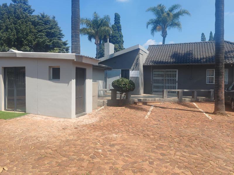 To Let Commercial Property for Rent in Bedfordview Gauteng