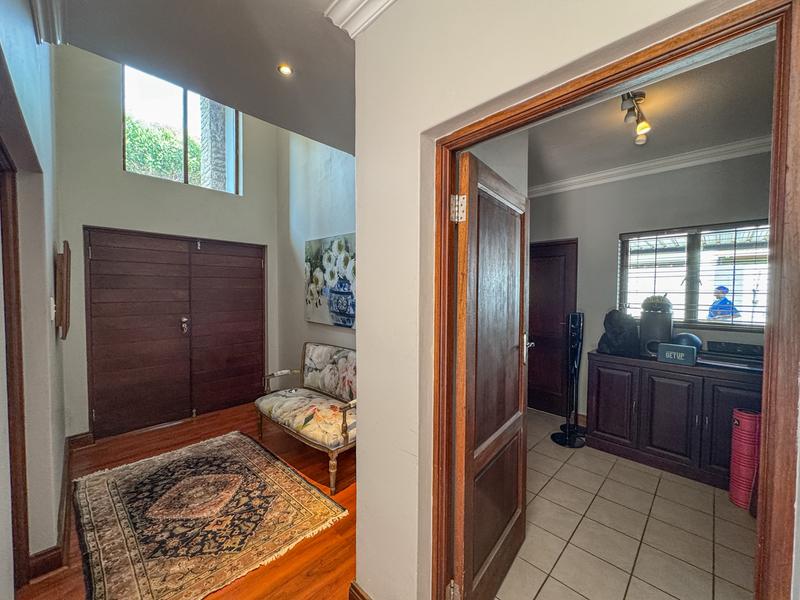 5 Bedroom Property for Sale in Midstream Estate Gauteng