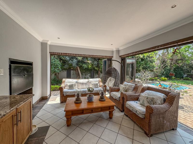 5 Bedroom Property for Sale in Midstream Estate Gauteng