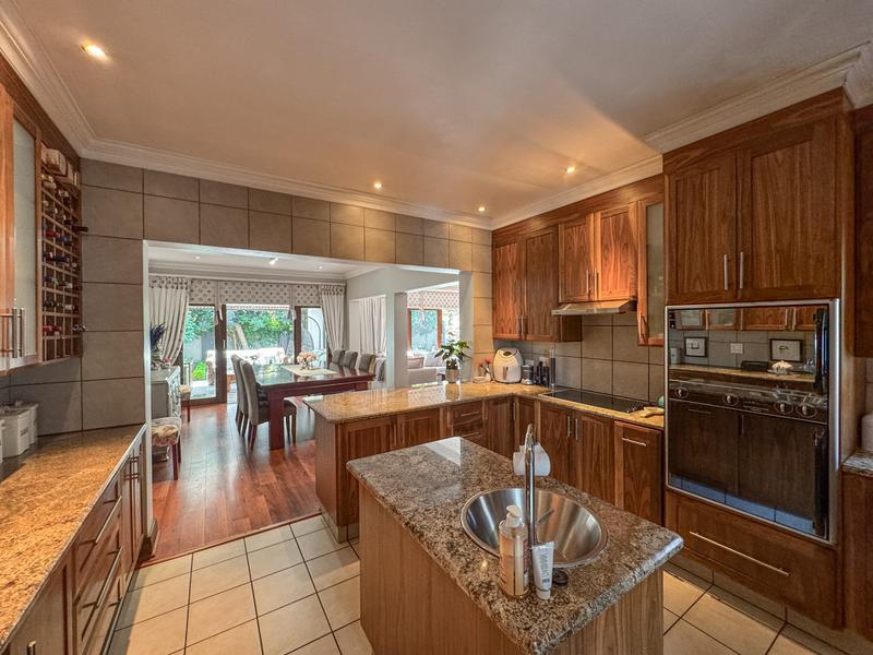 5 Bedroom Property for Sale in Midstream Estate Gauteng