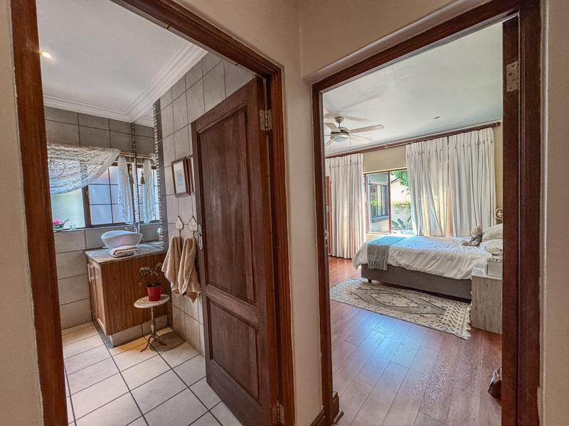 5 Bedroom Property for Sale in Midstream Estate Gauteng