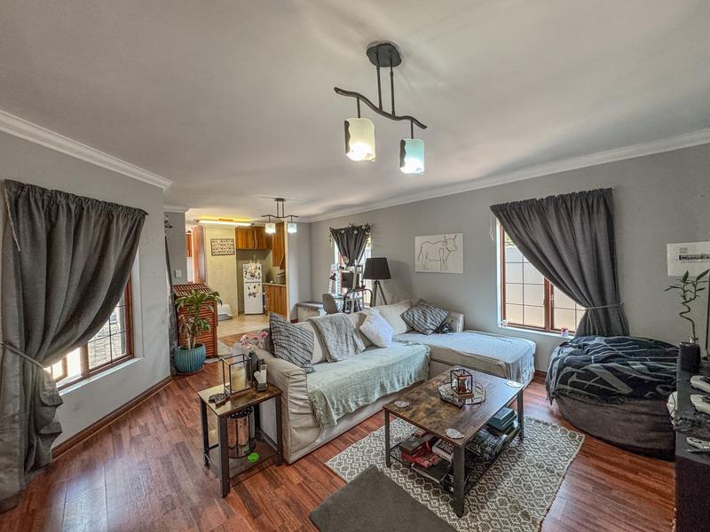 5 Bedroom Property for Sale in Midstream Estate Gauteng
