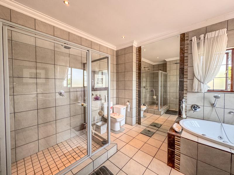 5 Bedroom Property for Sale in Midstream Estate Gauteng