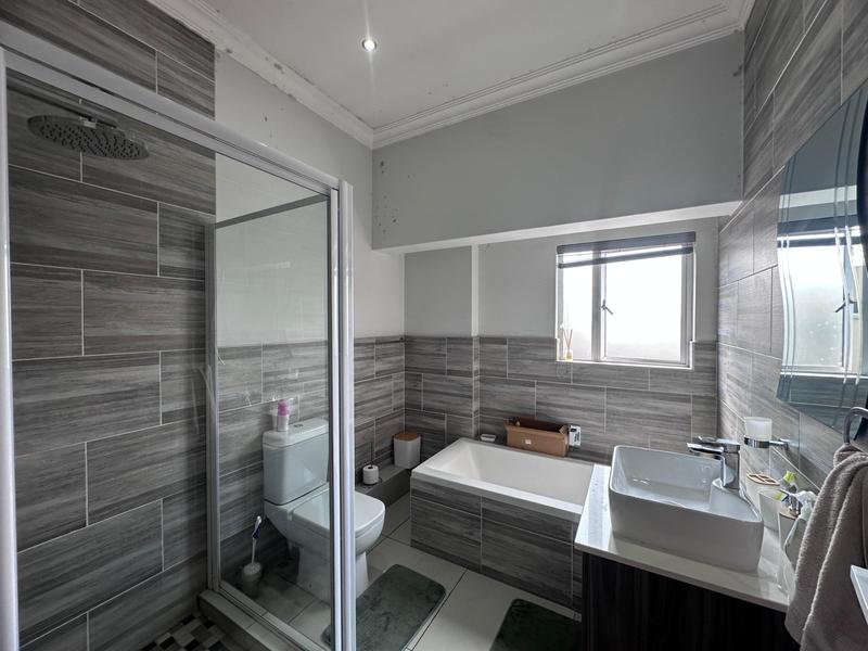 3 Bedroom Property for Sale in Midstream Meadows Gauteng