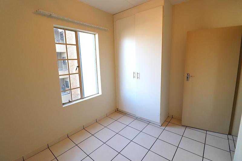 To Let 2 Bedroom Property for Rent in North Riding Gauteng