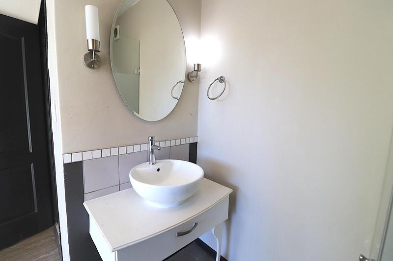 2 Bedroom Property for Sale in Rivonia Gauteng
