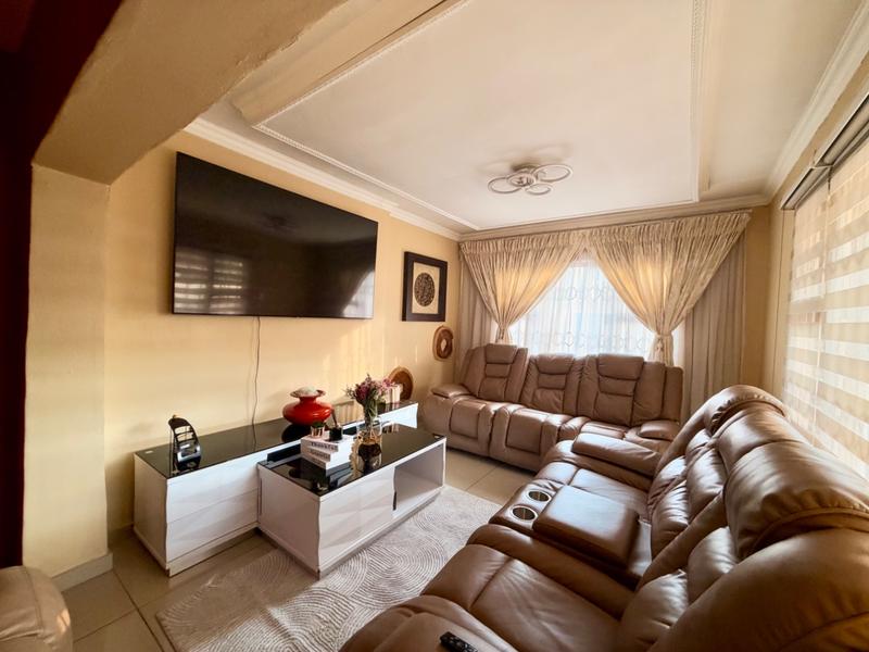 3 Bedroom Property for Sale in Vanderbijlpark CW 5 Gauteng