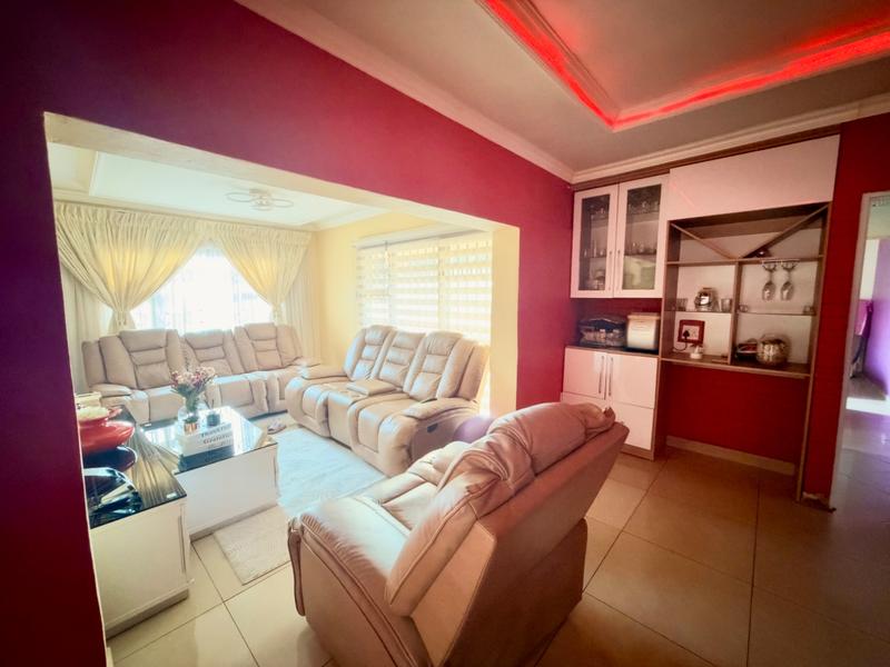 3 Bedroom Property for Sale in Vanderbijlpark CW 5 Gauteng