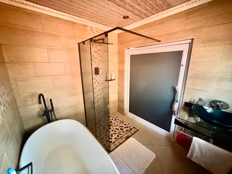 3 Bedroom Property for Sale in Vanderbijlpark CW 5 Gauteng