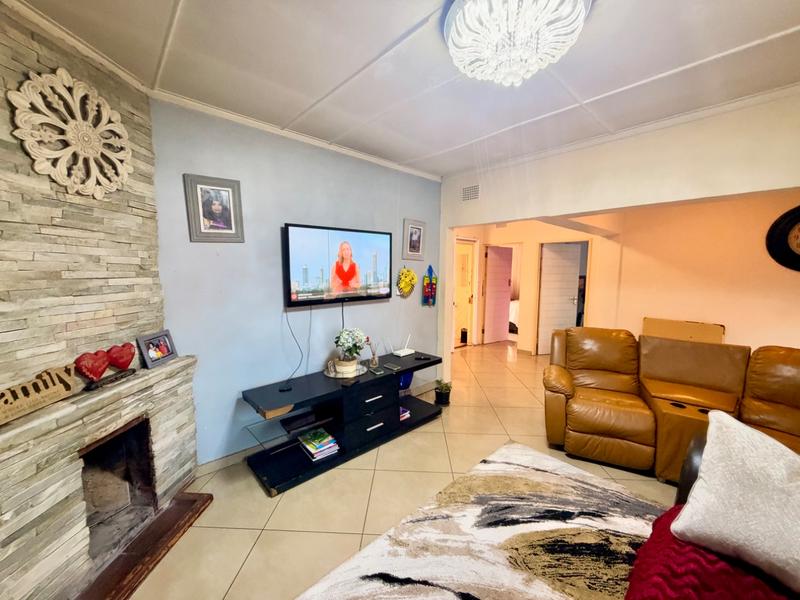 3 Bedroom Property for Sale in Vanderbijlpark CW 5 Gauteng