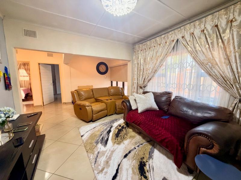 3 Bedroom Property for Sale in Vanderbijlpark CW 5 Gauteng
