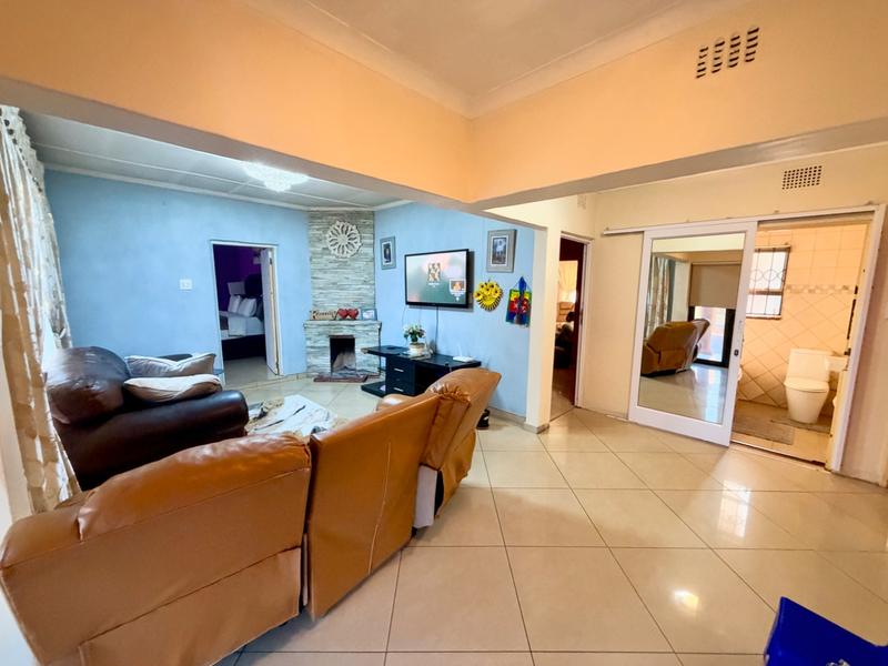 3 Bedroom Property for Sale in Vanderbijlpark CW 5 Gauteng