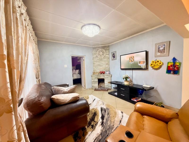 3 Bedroom Property for Sale in Vanderbijlpark CW 5 Gauteng