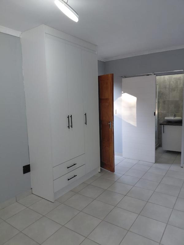 1 Bedroom Property for Sale in Cresta Gauteng