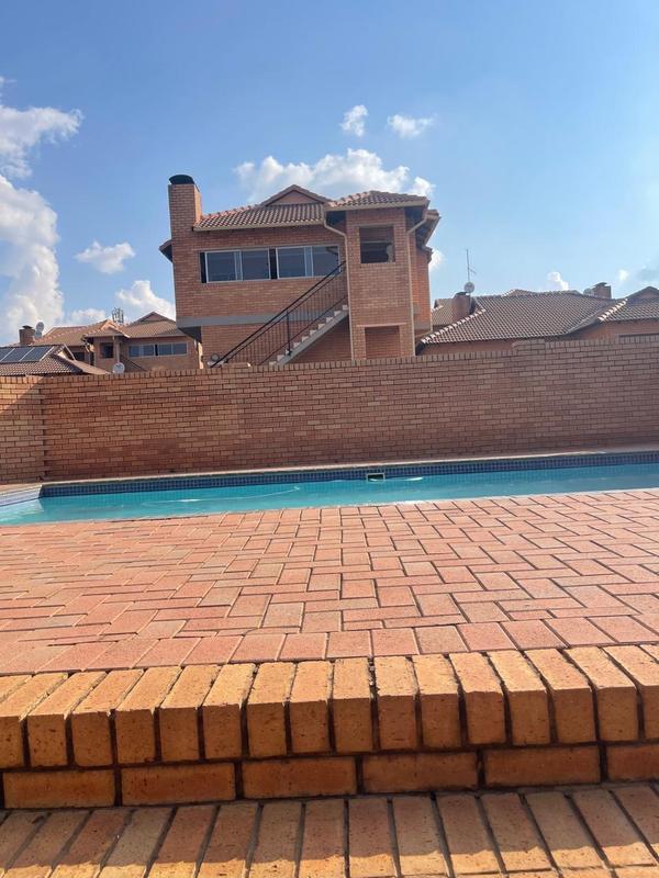 To Let 2 Bedroom Property for Rent in Silver Lakes Gauteng