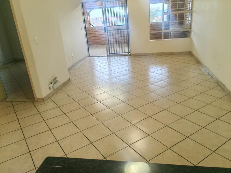 2 Bedroom Property for Sale in Silver Lakes Gauteng