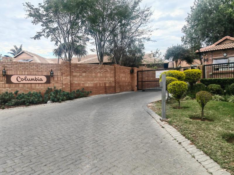 2 Bedroom Property for Sale in Silver Lakes Gauteng