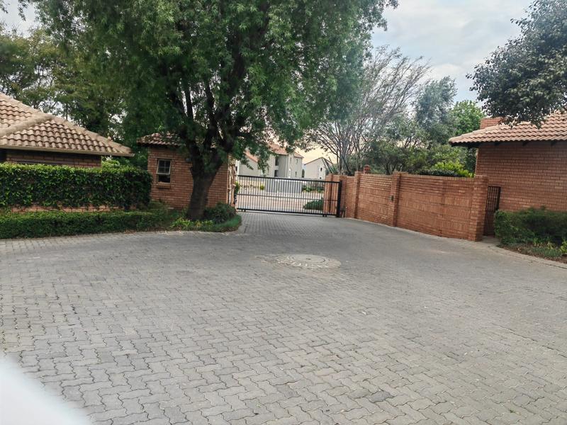 2 Bedroom Property for Sale in Silver Lakes Gauteng