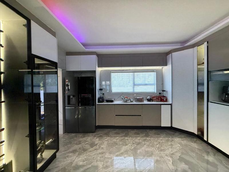 4 Bedroom Property for Sale in Blue Valley Golf Estate Gauteng