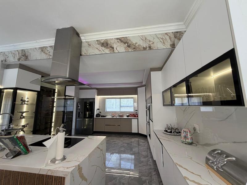 4 Bedroom Property for Sale in Blue Valley Golf Estate Gauteng