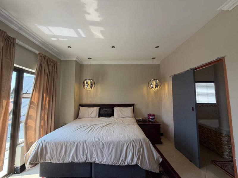 4 Bedroom Property for Sale in Blue Valley Golf Estate Gauteng