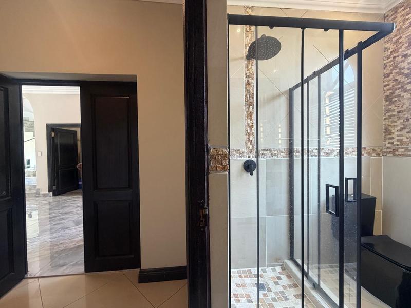 4 Bedroom Property for Sale in Blue Valley Golf Estate Gauteng