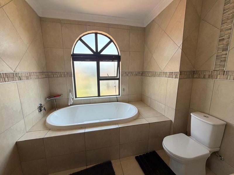 4 Bedroom Property for Sale in Blue Valley Golf Estate Gauteng