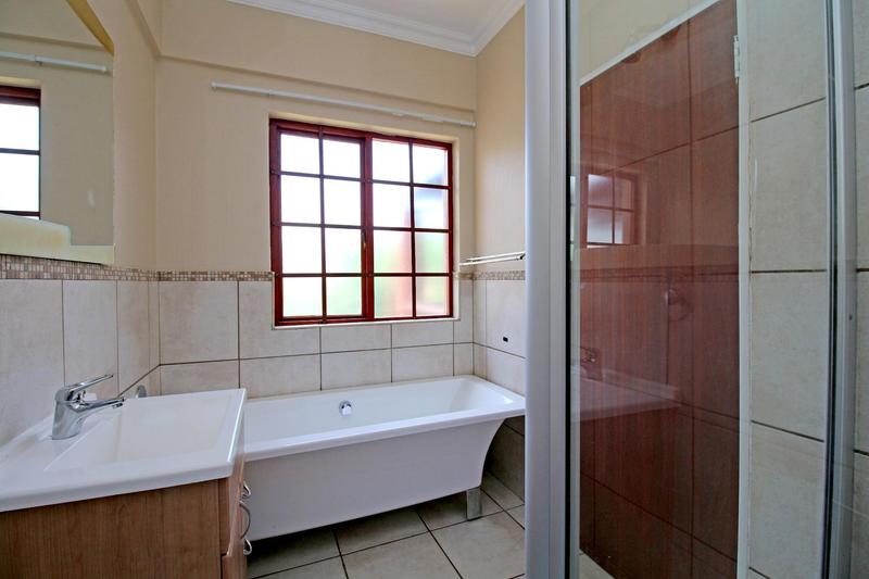 To Let 2 Bedroom Property for Rent in Willowbrook Gauteng