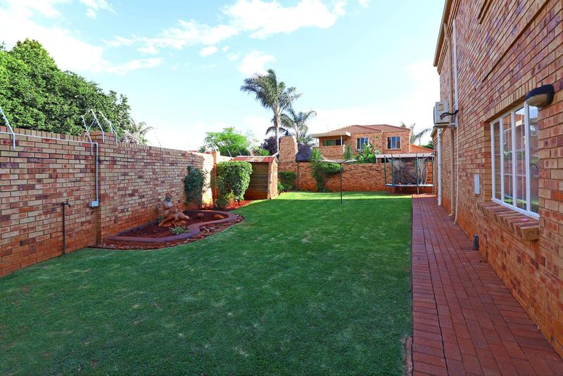3 Bedroom Property for Sale in Honeyhills Gauteng
