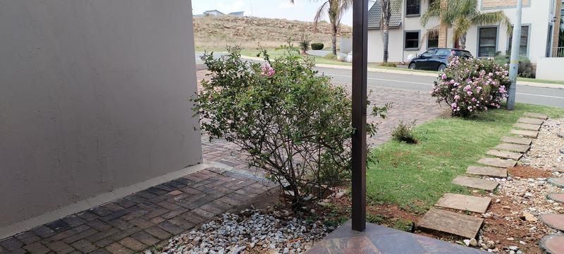 3 Bedroom Property for Sale in Wildtuinpark Gauteng