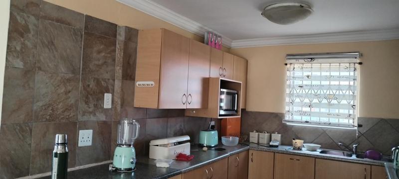 3 Bedroom Property for Sale in Wildtuinpark Gauteng