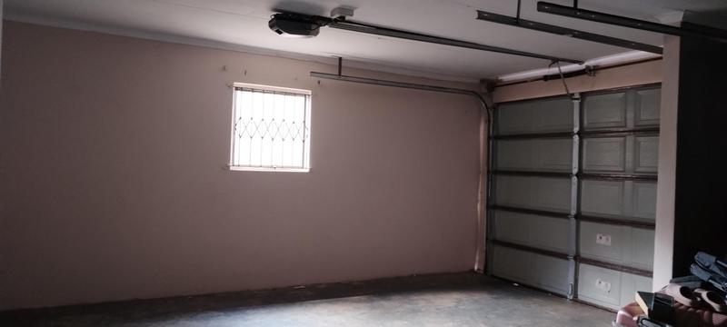 3 Bedroom Property for Sale in Wildtuinpark Gauteng