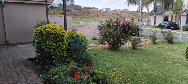 3 Bedroom Property for Sale in Wildtuinpark Gauteng