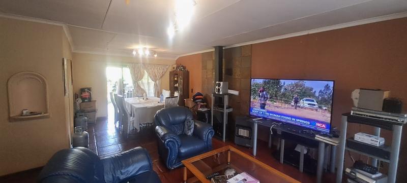 5 Bedroom Property for Sale in Parkrand Gauteng
