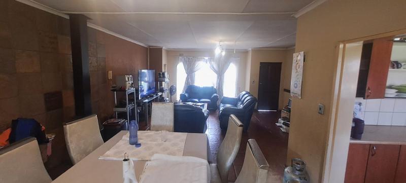 5 Bedroom Property for Sale in Parkrand Gauteng