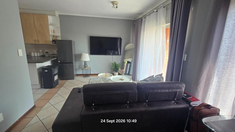 To Let 2 Bedroom Property for Rent in Equestria Gauteng
