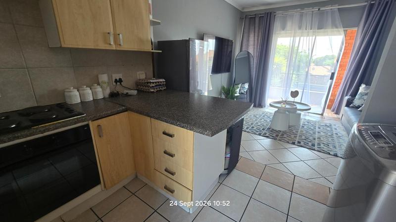 To Let 2 Bedroom Property for Rent in Equestria Gauteng