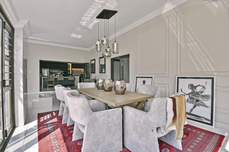 5 Bedroom Property for Sale in Pinehaven Gauteng