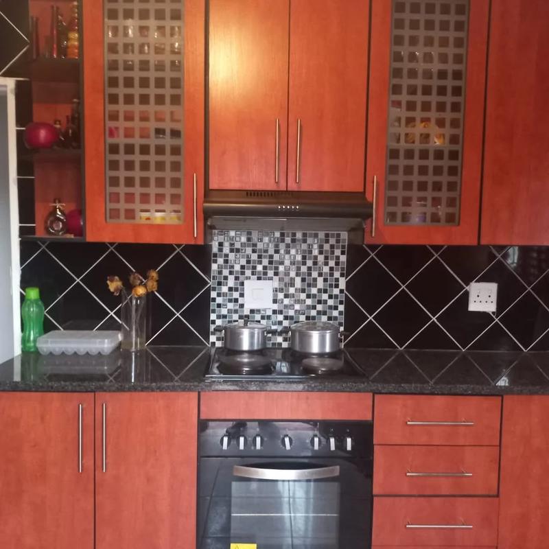 To Let 2 Bedroom Property for Rent in Klipfontein View Gauteng