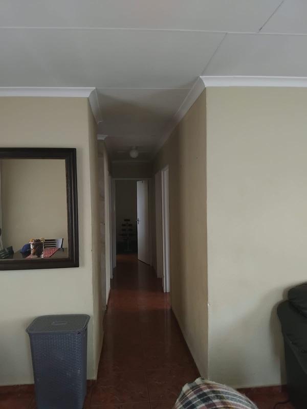 3 Bedroom Property for Sale in Dawn Park Gauteng