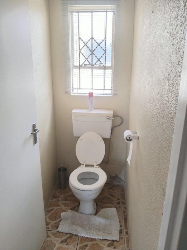 3 Bedroom Property for Sale in Dawn Park Gauteng