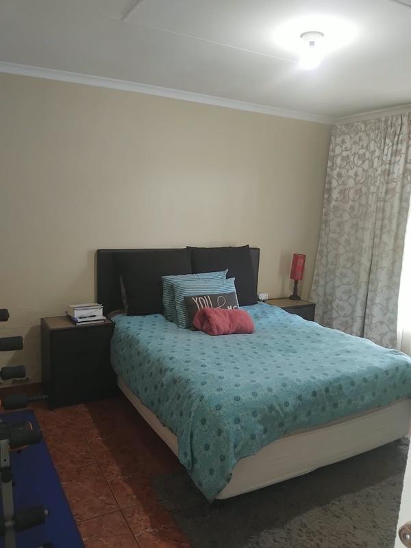 3 Bedroom Property for Sale in Dawn Park Gauteng