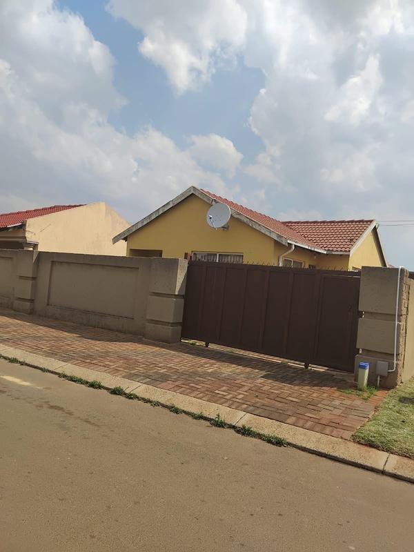 3 Bedroom Property for Sale in Dawn Park Gauteng