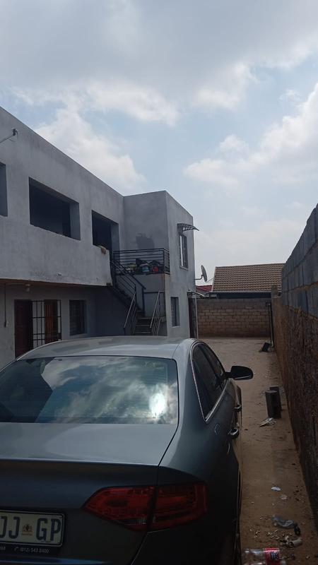 1 Bedroom Property for Sale in Protea Glen Gauteng